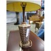 Image 2 : CERAMIC LAMP W/ SHADE