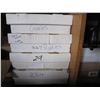 Image 2 : 4 BOXES HOCKEY CARDS
