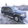 Image 3 : 2003 FORD EXPLORER XLT, 4 DOOR, 4 WHEEL DRIVE AUTOMATIC, 285193KM WITH KEY FOB AND REGISTRATION