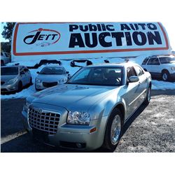 C3 --  2006 CHRYSLER 300 , Green , 245168  KM's