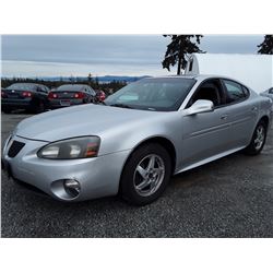 D1 --  2004 PONTIAC GRAND PRIX  , Grey , 103955  KM's