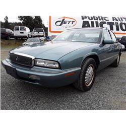 L1 --  1995 BUICK REGAL CUSTOM , Green , 119879  KM's