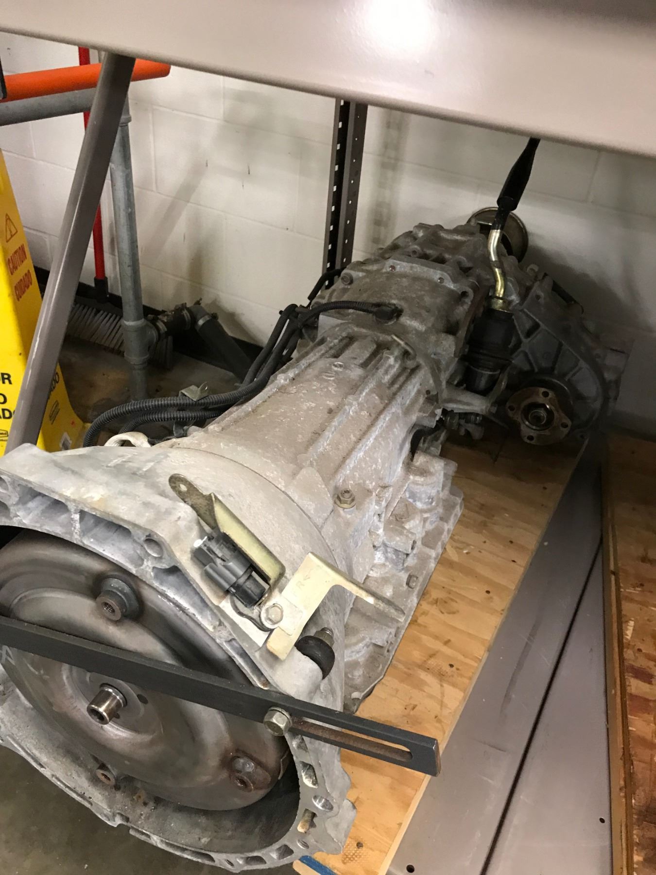 Nissan RWD Automatic Transmission and Transfer Case