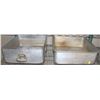 Image 1 : LOT OF 2 LARGE ROASTING PANS