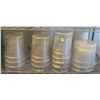 Image 1 : SHELF OF ASSORTED SIZE INGREDIENT STORAGE BINS