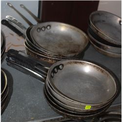 LOT OF 10 FRYING PANS