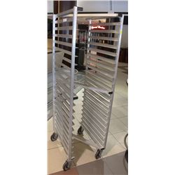 HEAVY DUTY ALUMINUM 20 SLOT BAKING RACK