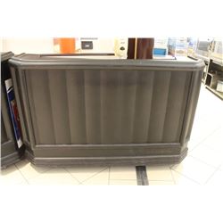 CAMBRO PORTABLE BEVERAGE BAR