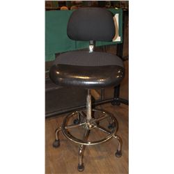 ADJUSTABLE CASHIER CHAIR WITH CHROME BASE