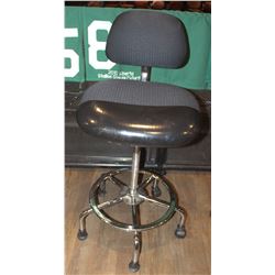 ADJUSTABLE CASHIER CHAIR WITH CHROME BASE
