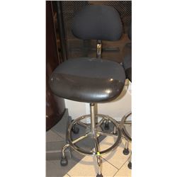 ADJUSTABLE CASHIER CHAIR WITH CHROME BASE