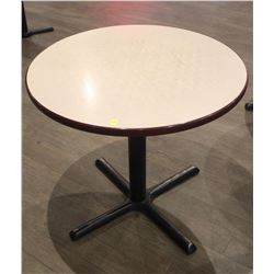 ROUND TABLE WITH BLACK LEGS