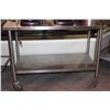 Image 1 : STAINLESS STEEL TABLE ON CASTORS