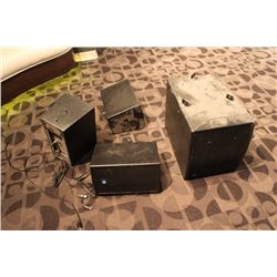 LOT OF 3 RENKUS HEINZ SPEAKERS & 1 BOOMBOX