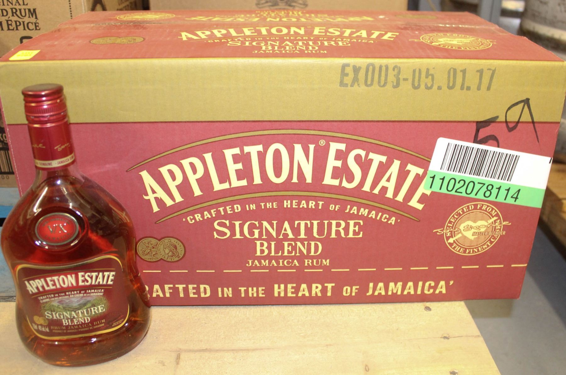 12 BOTTLES OF APPLETON ESTATE JAMAICA RUM