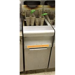 DUAL BASKET FRYMASTER DEEP FRYER