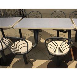 INDOOR/OUTDOOR 4 SEAT CLUSTER TABLE