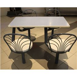 INDOOR/OUTDOOR 4 SEAT CLUSTER TABLE