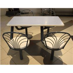 INDOOR/OUTDOOR 4 SEAT CLUSTER TABLE