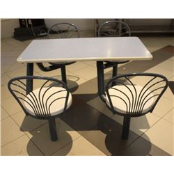 INDOOR/OUTDOOR 4 SEAT CLUSTER TABLE