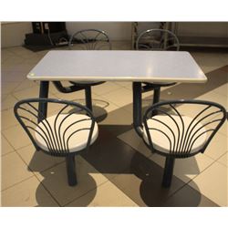 INDOOR/OUTDOOR 4 SEAT CLUSTER TABLE