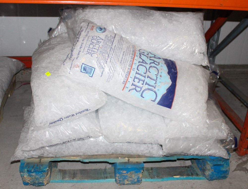 LARGE OF PALLET ARCTIC GLACIER BAGGED ICE