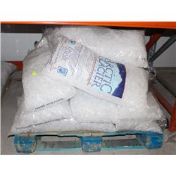 LARGE OF PALLET ARCTIC GLACIER BAGGED ICE