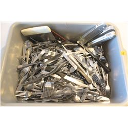 BUS TRAY W/ ASSORTED COMMERCIAL KITCHEN UTENSILS