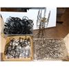 Image 1 : 3 TUBS OF ASSORTED TABLETOP HOLDERS