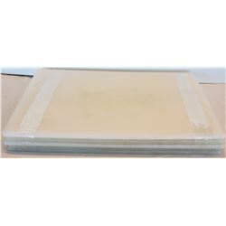 5 ASSORTED PLASTIC CUTTING BOARDS