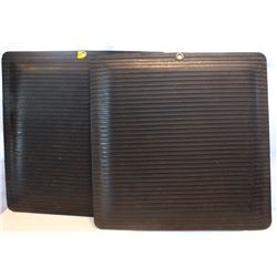 2 SQUARE COMMERCIAL ANTI-FATIGUE MATS W/ GROMMET