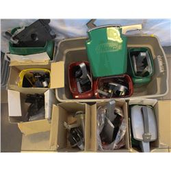 LOT OF ASSORTED HEINZ CONDIMENT DISPENSERS AND