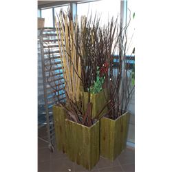 DECORATIVE TWIGS AND BRANCHES IN SQUARE AND