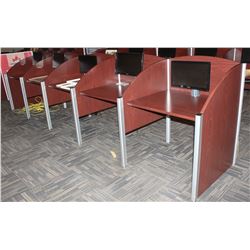 SIX 18" SAMSUNG MONITORS WITH BOOTHS