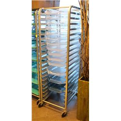 20 SLOT BAKERS RACK WITH 14 HD ACRYLIC TRAYS
