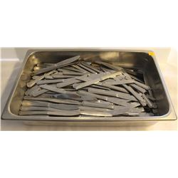 FULL SIZE STEEL INSERT OF BUTTER KNIVES