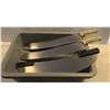 Image 1 : BUS TRAY GROUP OF 3 DEXTER PIZZA CUTTING KNIVES