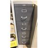 Image 1 : FOUR DRAWER GREY FILING CABINET NO KEYS