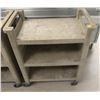 Image 1 : 3 TIER RUBBERMAID.COMMERCIAL PLASTIC SERVICE CART