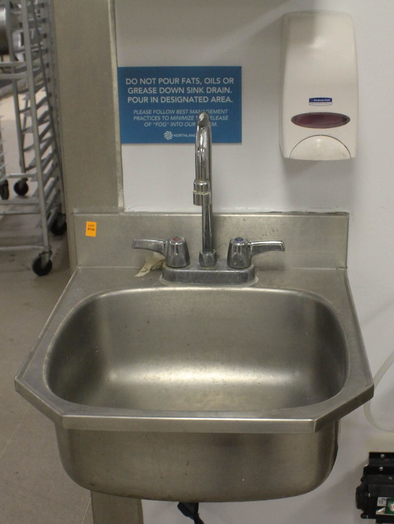 Personal Hand Washing Sink