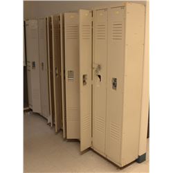 BANK OF 10 FULL SIZE  LOCKERS