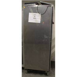 UPRIGHT PASSTHROUGH COMMERCIAL WARMER-AS IS