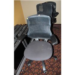 LOT OF 3 DELUXE ADJUSTABLE OFFICE CHAIRS