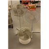 Image 1 : GROUP OF 3 FANS