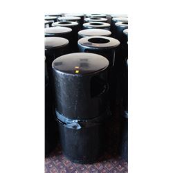 6 BLACK TRASH CANS