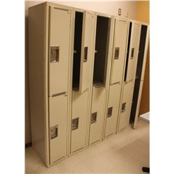 12 HALF LOCKERS
