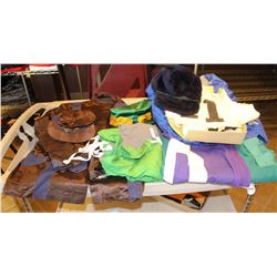 BOX OF ASSORTED HAT, NUMBERED PINNIES