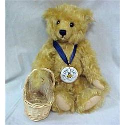 Steiff Picnic Bear 13 1/2 in.