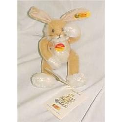 Steiff  Lulac Mohair Beige Rabbit 7 in.