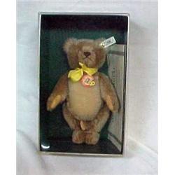 Steiff    Teddy Bear REplica 1955  10 in.